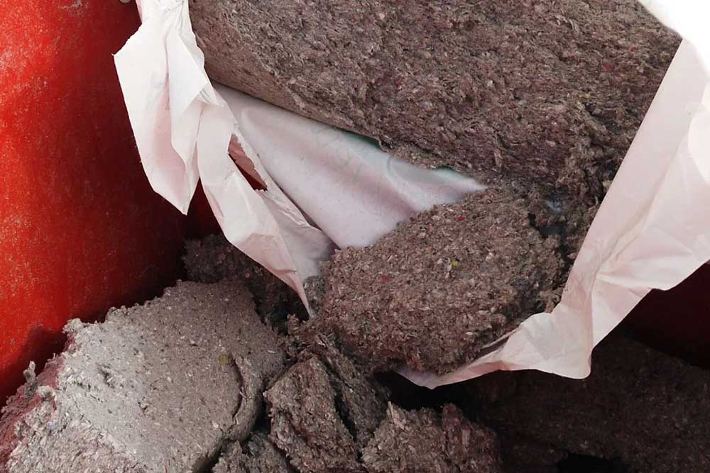 insuflar cel·lulosa 